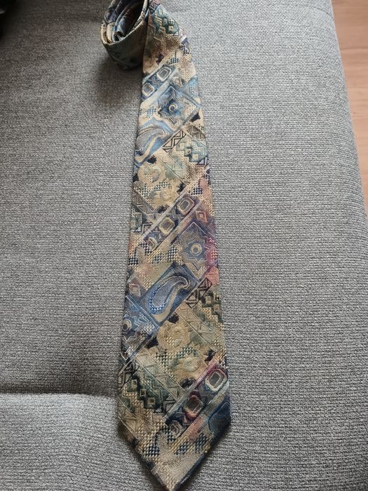 Krawat męski jedwabny firmy Ramzes
