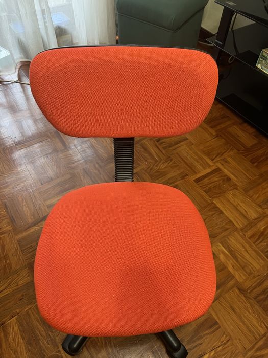 Cadeira para escritório vermelho