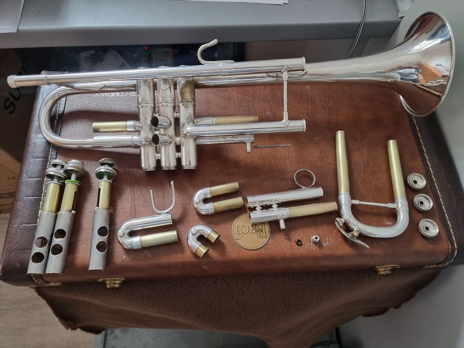 Bach Stradivarius 37