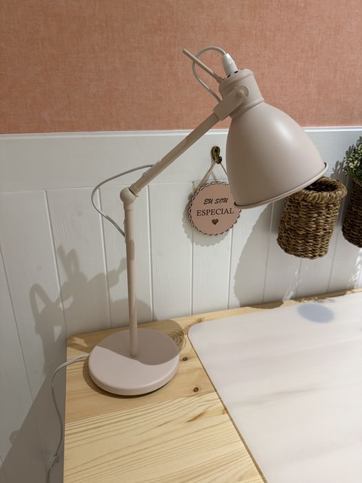 Candeeiro de secretaria ou mesa em metal