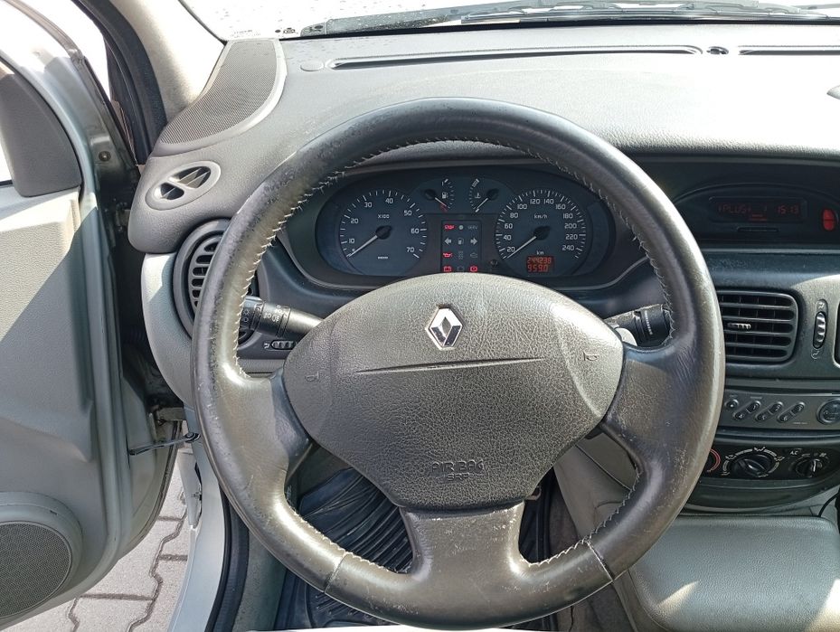 Renault scenic 1  1.9 Dti