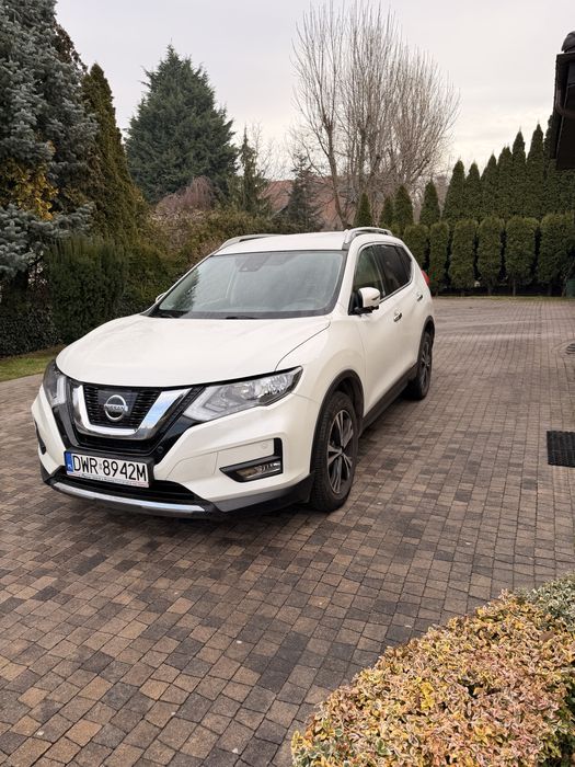 Sprzedam samochód NissanX-Trail