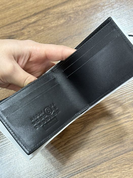 MM6 x SUPREME Wallet