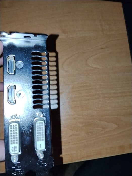 Оперативная памятьддр3 , Gtx750ti 2g   и Gtx650 1g. Цена за все 3600гр