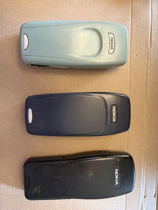 NOKIA 3210,,3410