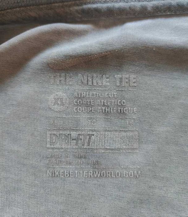 Nike Kyrie Irving NBA T-shirt XL Rare Vintage