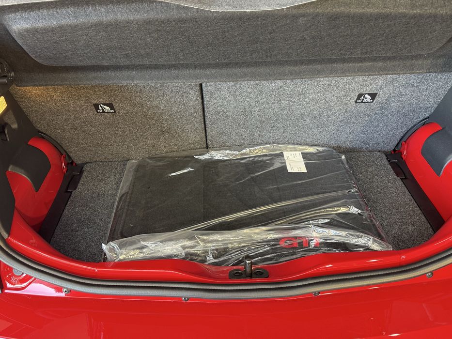 VW Up Gti 3 Portas 1580Km!!!