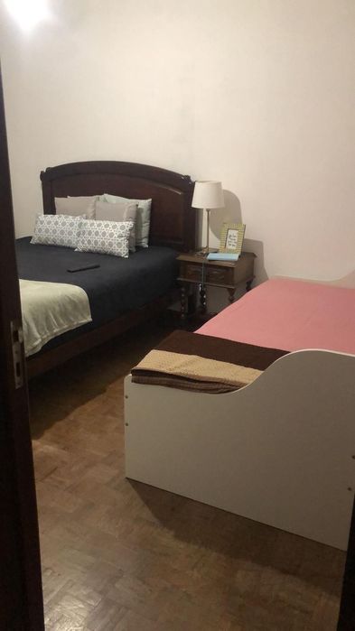 Cama corpo e meio branca