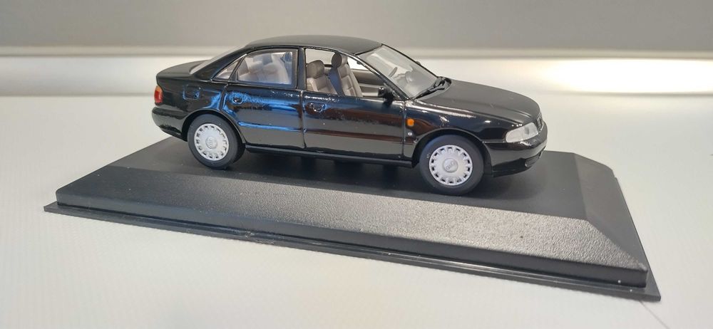 Audi A4 B5 (Typ 8D) Minichamps 1:43