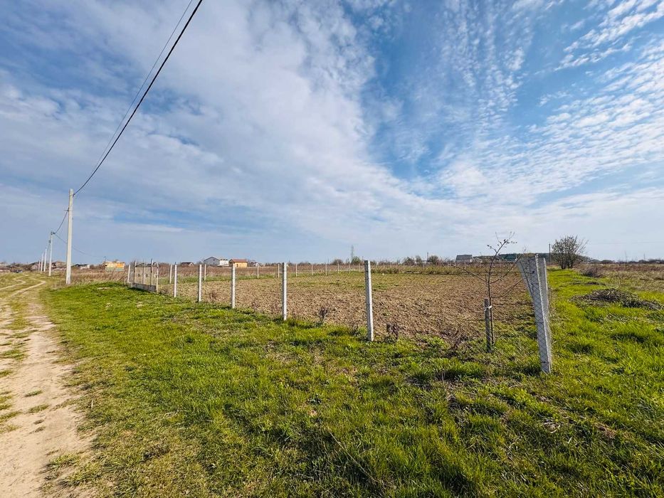 Продаж земельної ділянки в с. Щітки