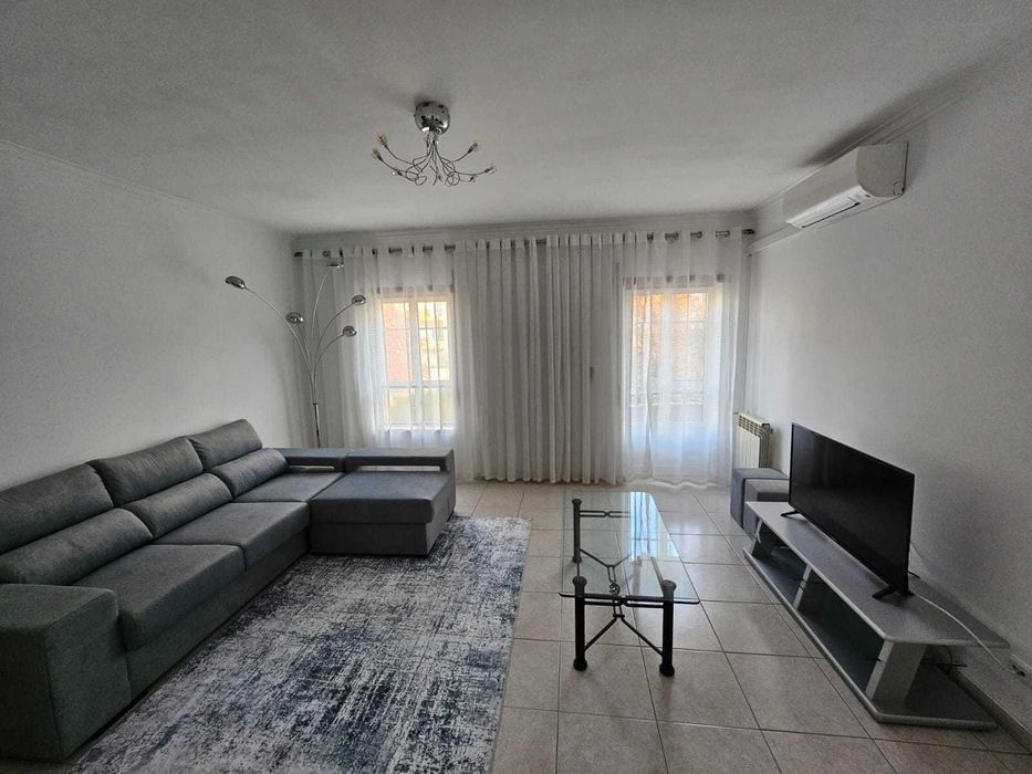 Quarto ideal para estudante / jovem trabalhador