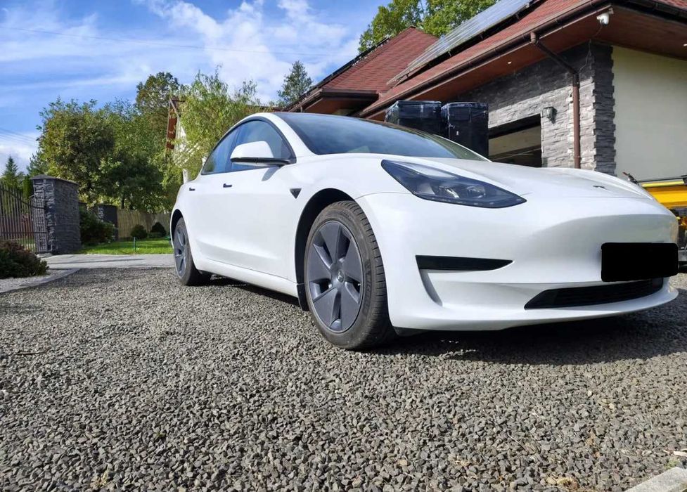 Продається Tesla Model 3 Long Range RWD