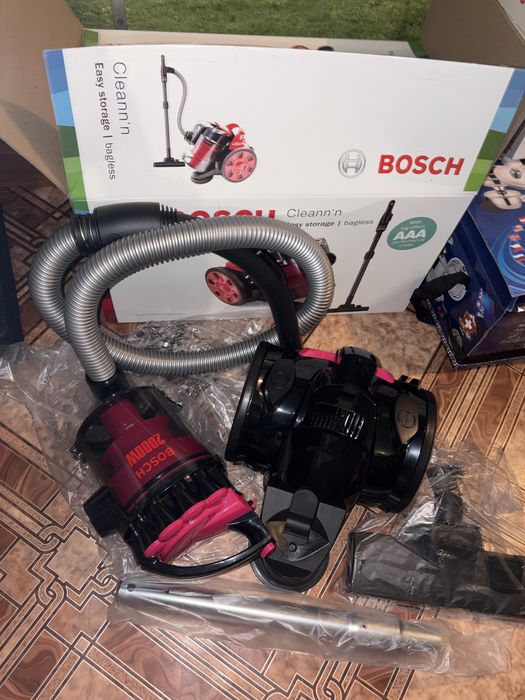 Пилосос bosch cleann’n easy storage 2000W