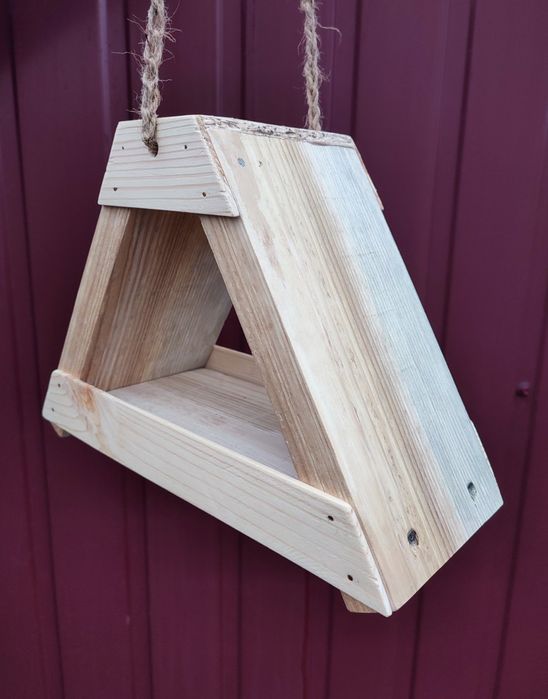 Годівничка для птахів