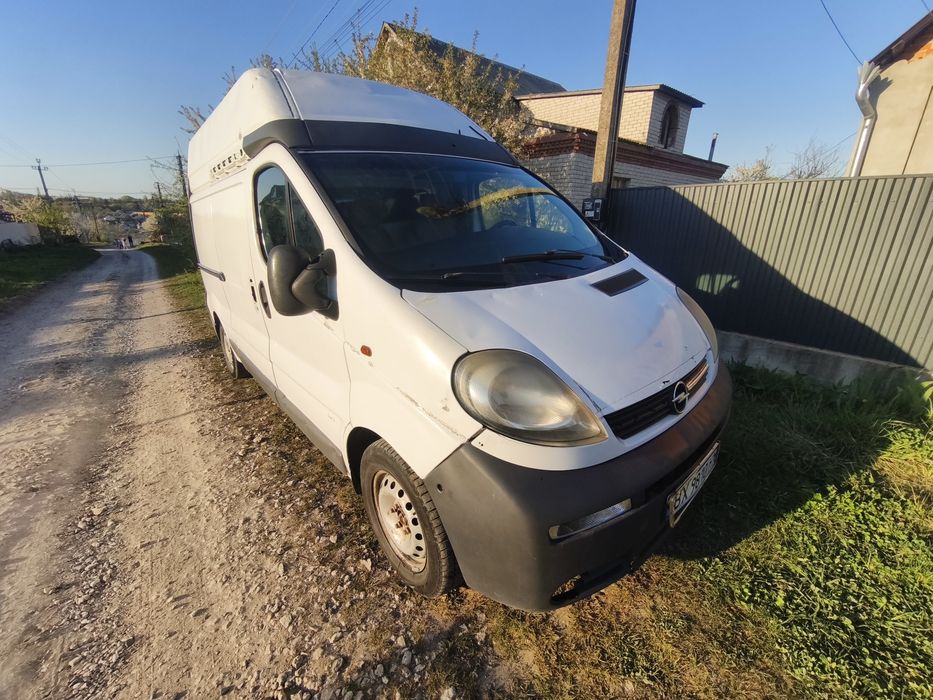 Opel Vivaro 1.9 dci Maxi, високий