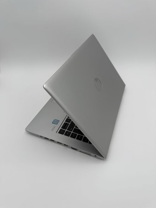 HP ProBook 640 G4 | i5 8250U | 8GB RAM | 256GB SSD | 1 ANO GARANTIA