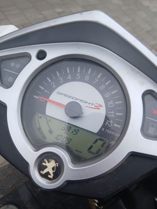 Peugeot speedfight 3 mały przebieg!