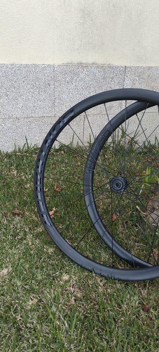 Bontrager Aeolus Elite 35