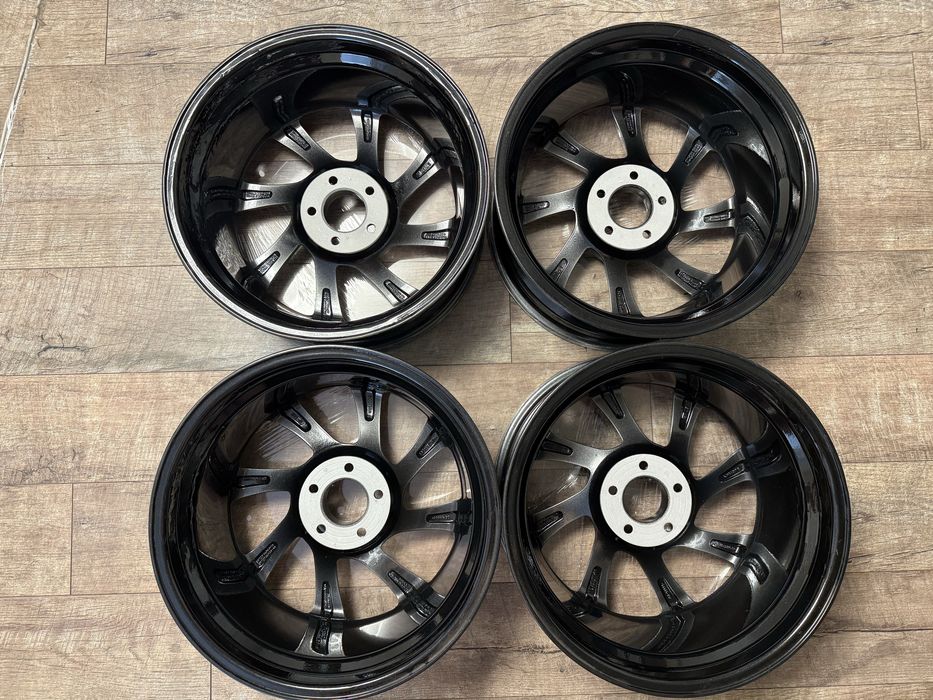 Різноширокі диски Mercedes  стиль Lorinser R18 5/112 audi vw bmw
