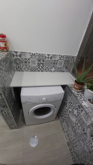 Aluga-se quarto em V.N Gaia