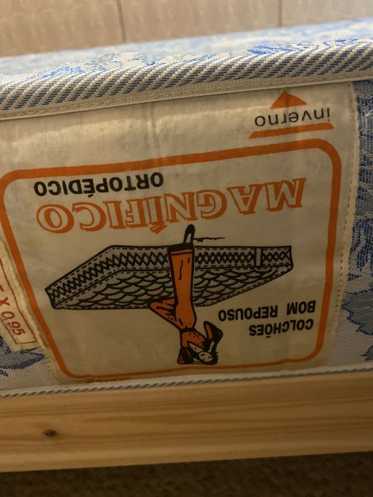 Cama de solteiro ikea
