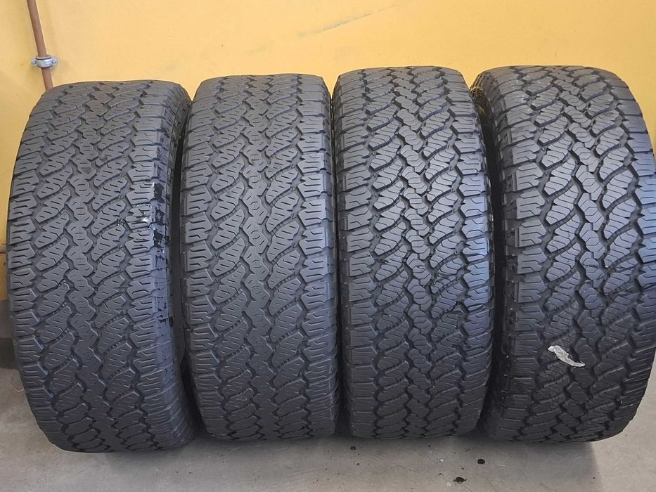 Opony Generali Grabber A/T 255/55/18 KAMPER Wielolosezonowe