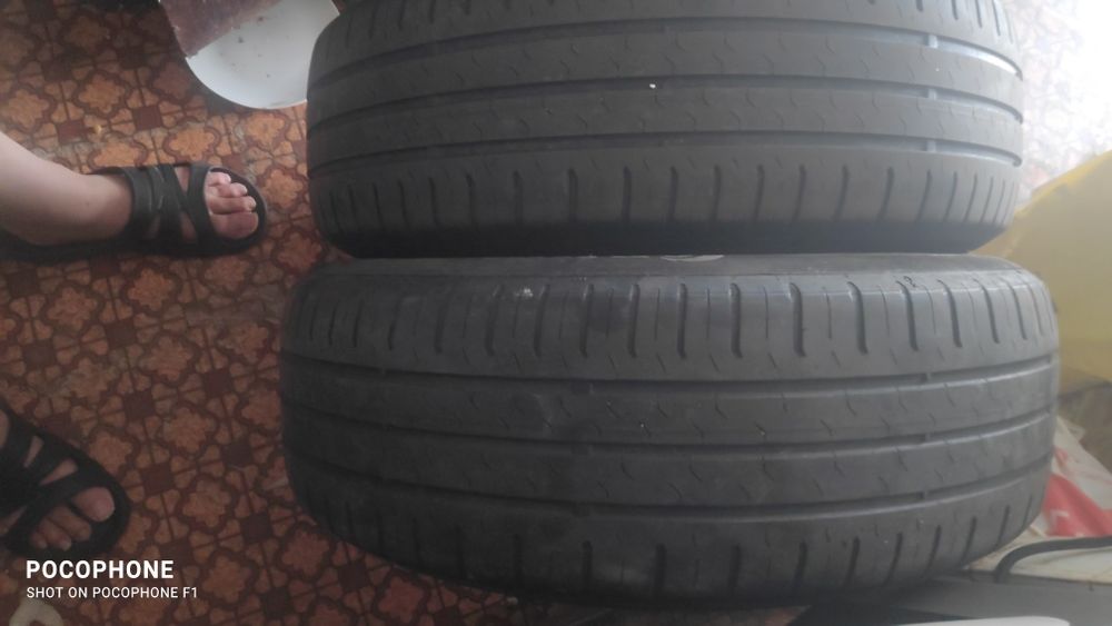 Vendo pneus continental