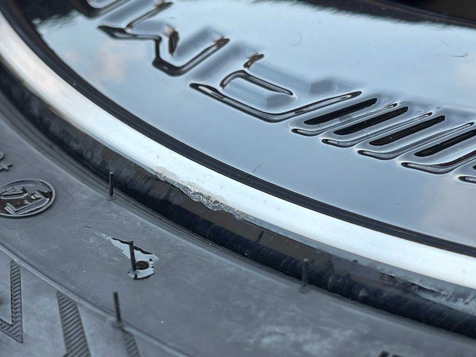 4076. Koła zimowe 18" Mercedes C236 CLE oryginalne AMG 245/45/18 Nokian 2023r 9mm