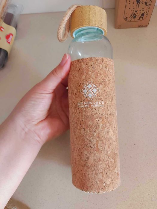 Glass and cork water bottle64297670138755121