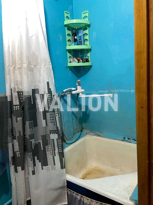 Продаж 1 кім квартири під ремонт, Лісовий проспект ,метро Лісова