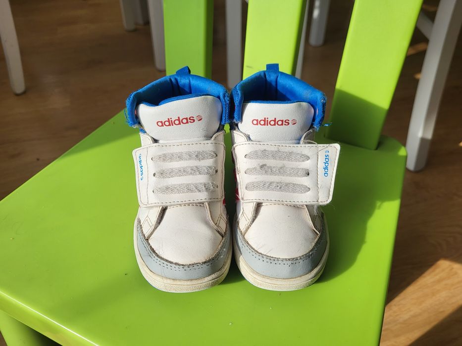 Buty sportowe roz. 24
