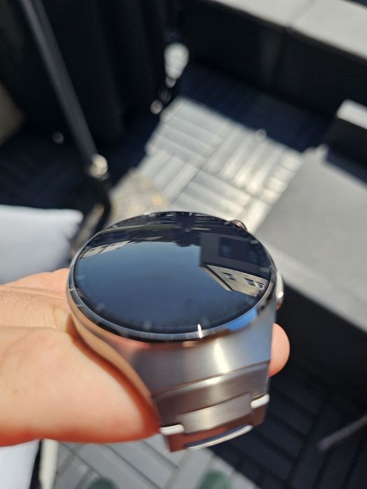 Huawei Watch 4 Pro Elite – tytanowa bransoleta + 2 dodatkowe paski