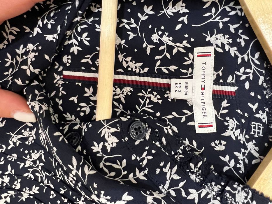 Стильне плаття tommy hilfiger