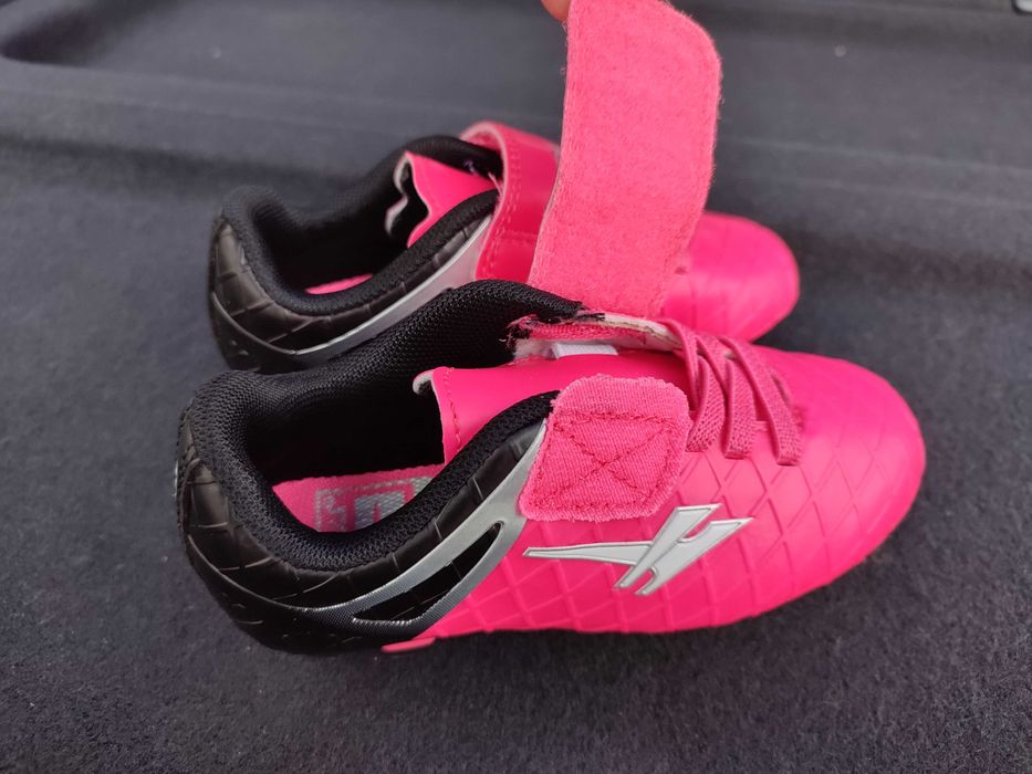 Футбольные бутсы с шипами Gola AKA830, р. 26 (стелька 16 см)