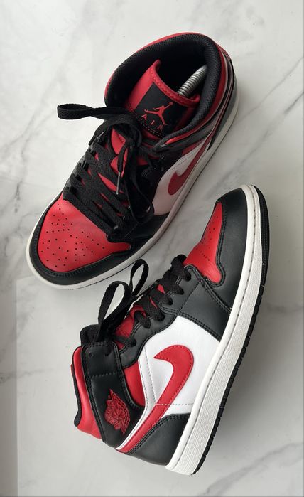 Кросівки Nike Air Jordan 1 Mid   41 розмір 25.5-26 см