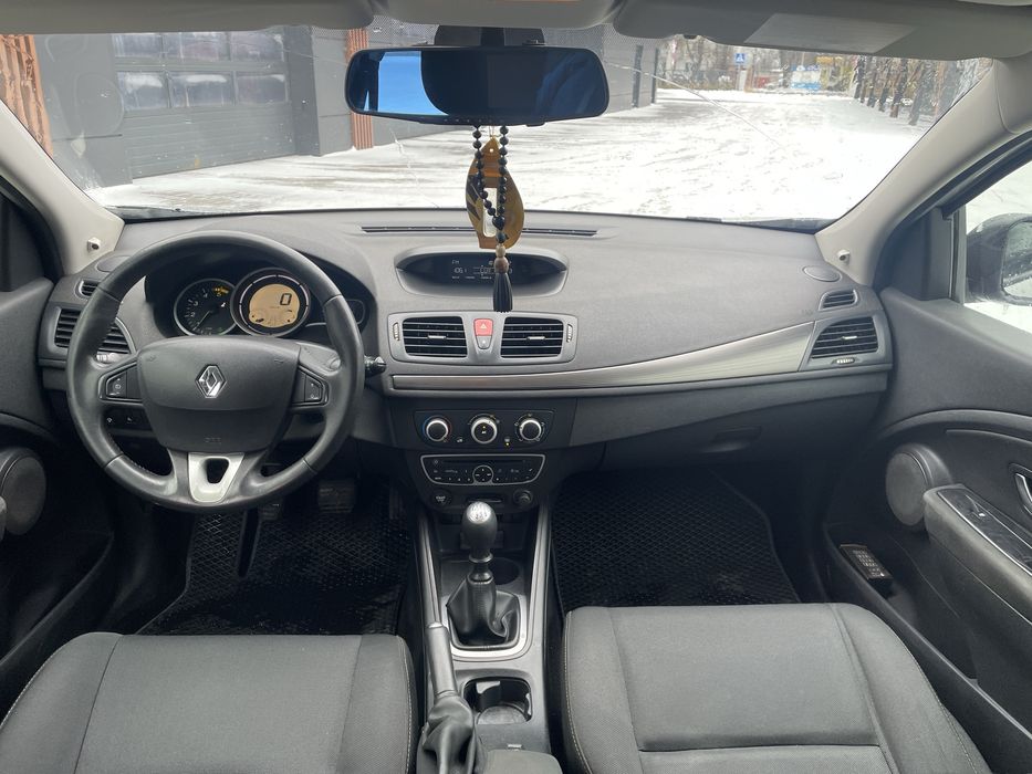 Renault Megane 1.5 дизель 2010 рік