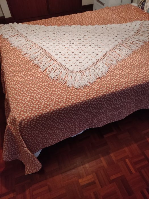 Xaile branco em muito bom estado