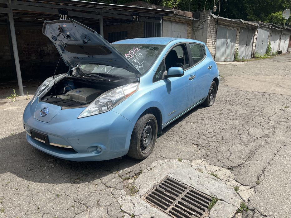 Разборка Ниссан Лиф ШРОТ, Nissan Leaf Авторазборка