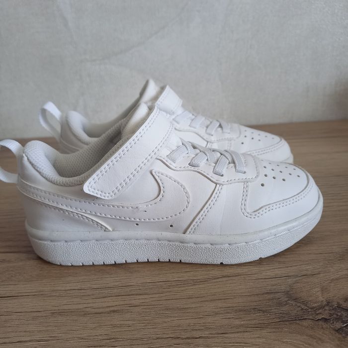 Кросівки кеди білі від Nike 28