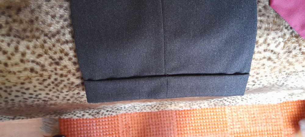 Fato de cerimónia cinzento escuro de inverno para Homem, como novo