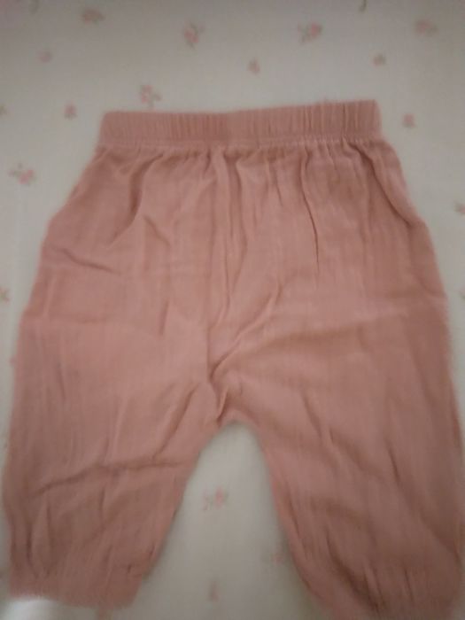 Calça de menina rosa