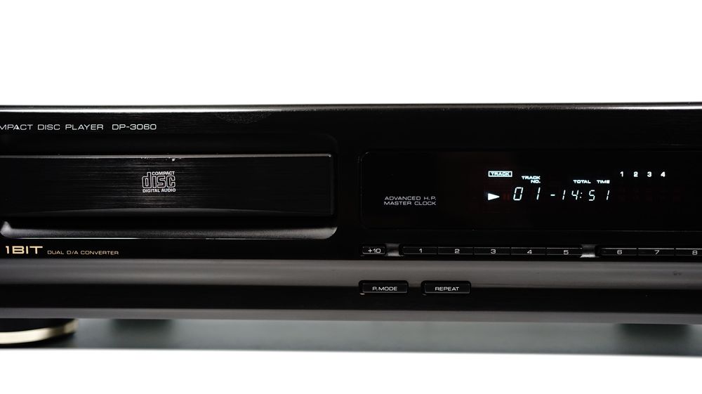 Odtwarzacz CD Kenwood DP-3060 wysokiej klasy 1-BIT DAC 2 wyjścia RCA