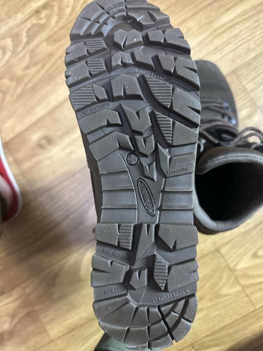 Продам Берцы 41р