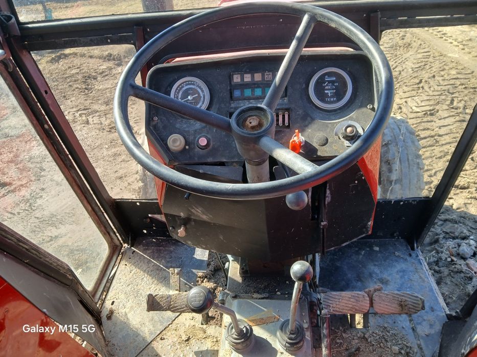 Massey Ferguson 253