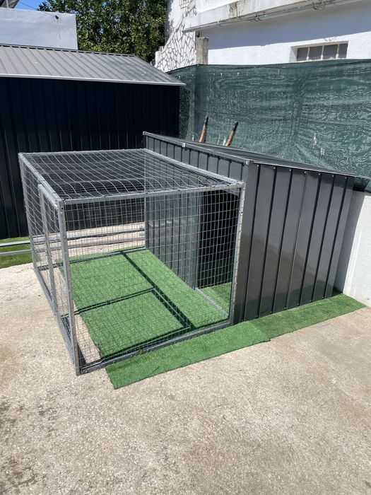 Casa para cães/ coelhos