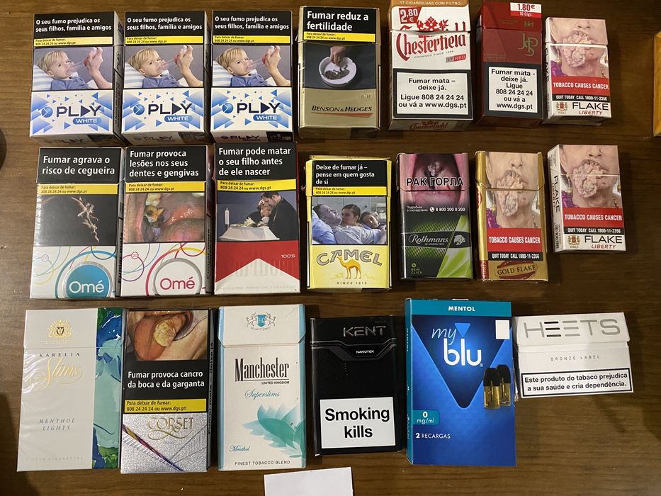 Caixas de tobaco colecçao particular algumas vazias outras nao