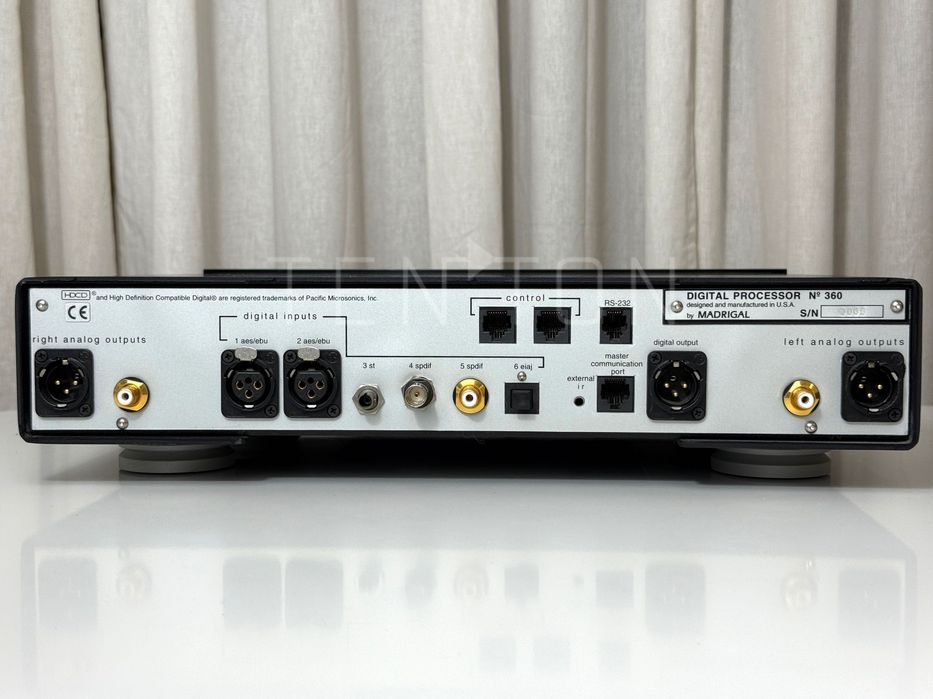 Mark Levinson 360 DAC 24bit/96kHz BB PCM 1704, super stan, hi-end