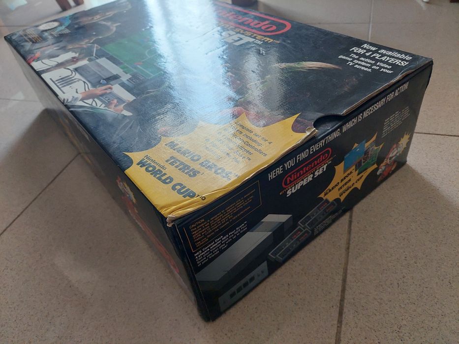 Consola NES Nintendo original na caixa