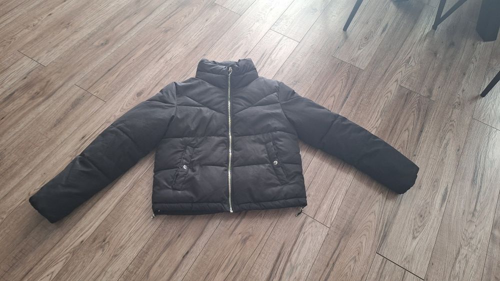 Kurtka marki Bershka roz. M