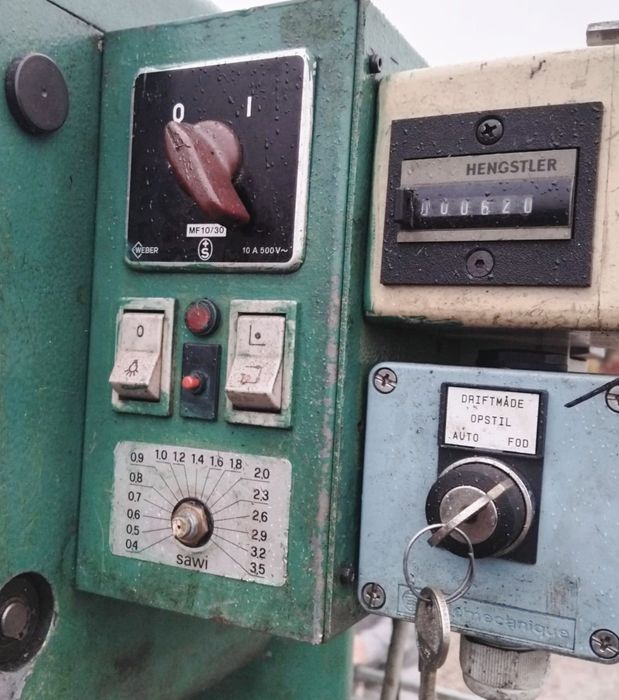 Nitowanica automatyczna Zaginarka gietarka do blachy walcarka 3 walce